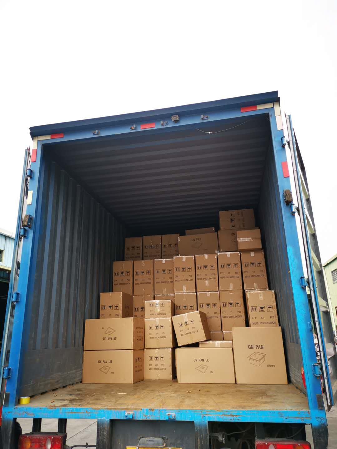 12-03-2020,28 CMB PC GN Pan and 40 CBM Stainless Steel GN Pan to Europe