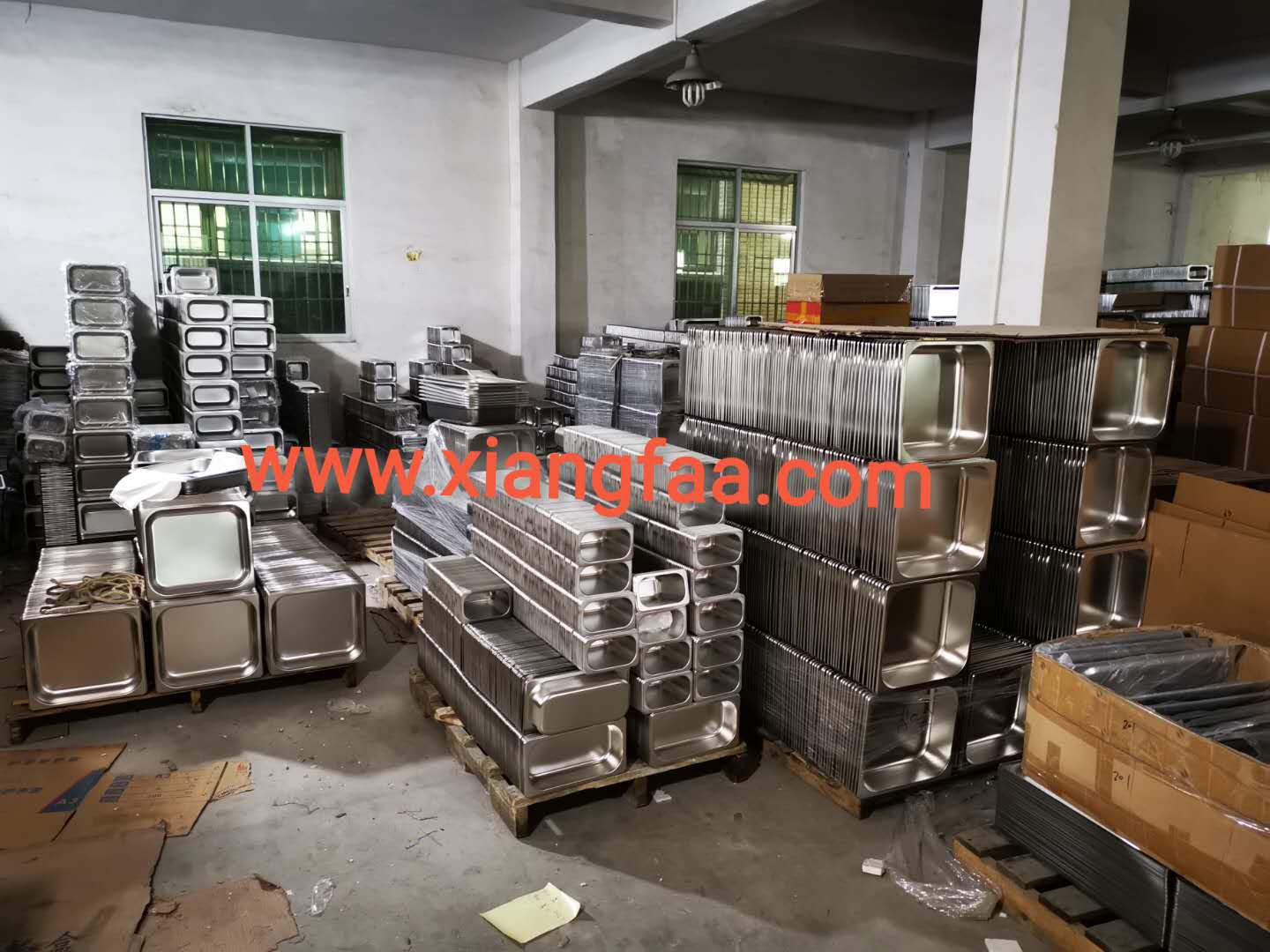 Part of gn pan ( gastronorm container ) producing --- punching